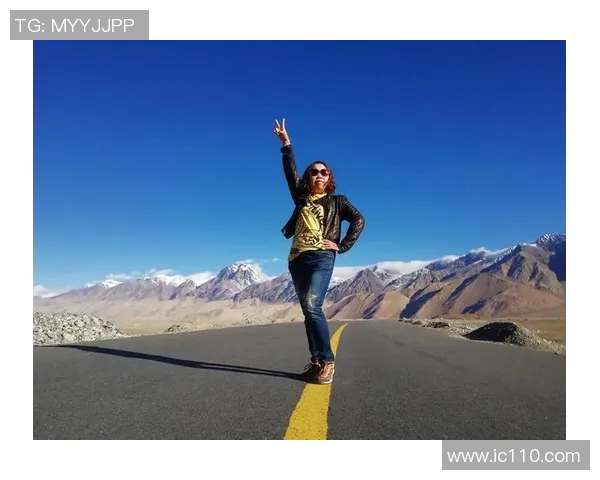 从新手到高手：黄芳在CSGO中的成长与挑战之路