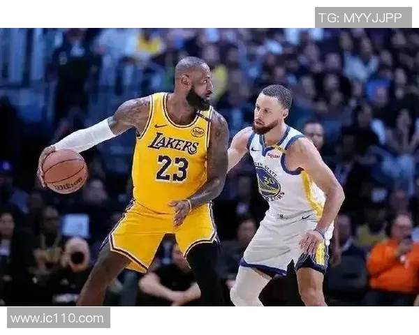 绿军钢骨+湖人铁闸！斯玛特真香啊，湖人就缺少这样的球员